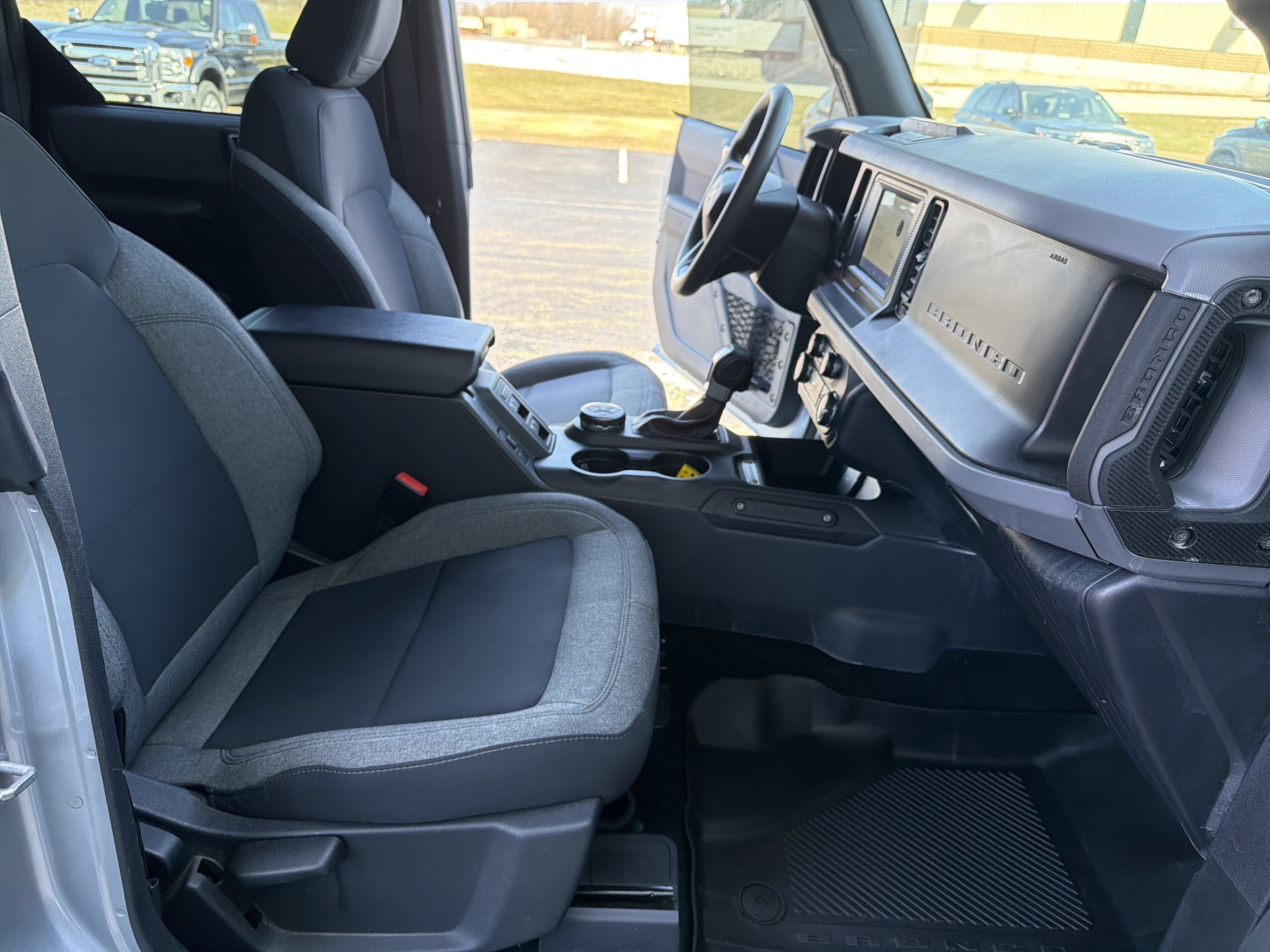 Used 2023 Ford Bronco 4-Door AWD/4WD image 31