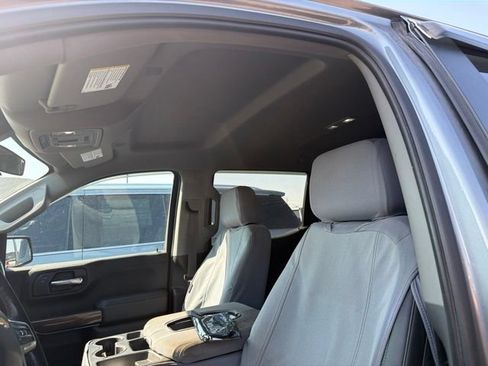 Used 2021 Chevrolet Silverado 1500 LT w/ Convenience Package II AWD/4WD image 16