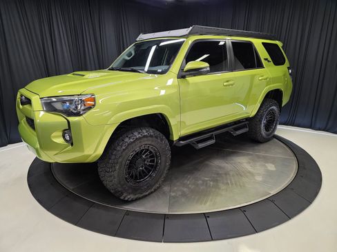 Used 2023 Toyota 4Runner TRD Off-Road Premium w/ Moonroof Package AWD/4WD image 7