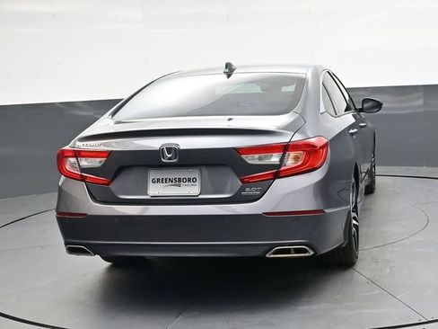 Used 2021 Honda Accord Touring image 4