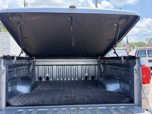 Used 2011 Toyota Tundra 2WD Double Cab w/ Tow Pkg image 7