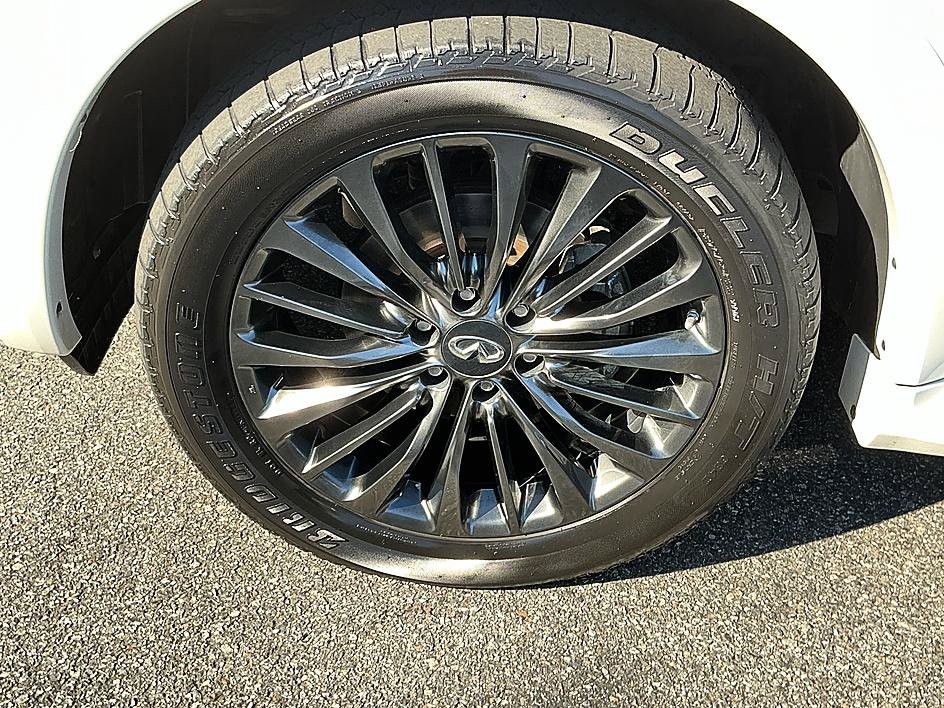 Used 2022 INFINITI QX80 Sensory w/ Cargo Package AWD/4WD image 9