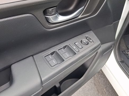 Used 2023 Honda CR-V EX image 18
