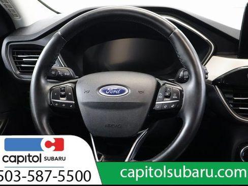 Used 2022 Ford Escape SEL w/ Technology Package FWD image 16