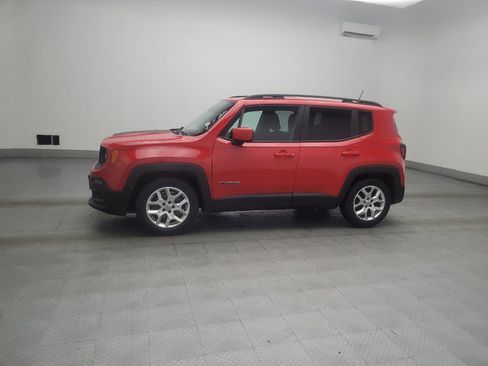 Used 2015 Jeep Renegade Latitude FWD image 2