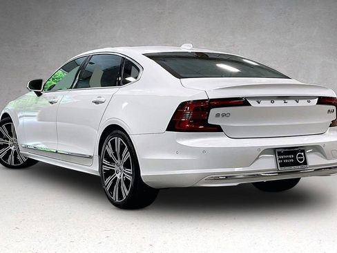 Certified 2023 Volvo S90 B6 Ultimate w/ Protection Package Premier AWD/4WD image 4