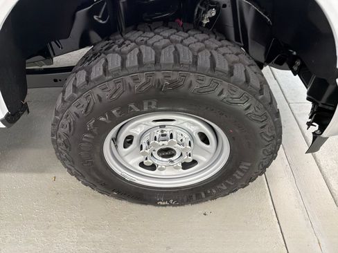New 2026 Ford F250 XL AWD/4WD image 5