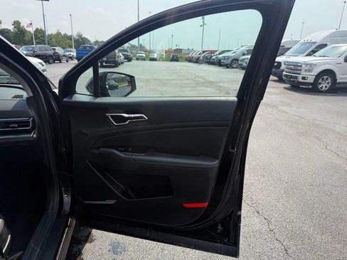 Used 2023 Kia Sportage EX AWD/4WD image 55