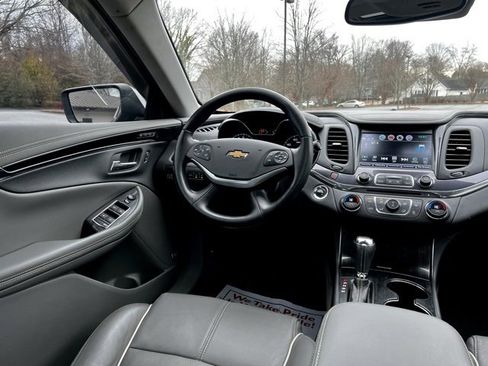 Used 2019 Chevrolet Impala Premier w/ Premier Confidence Package image 29
