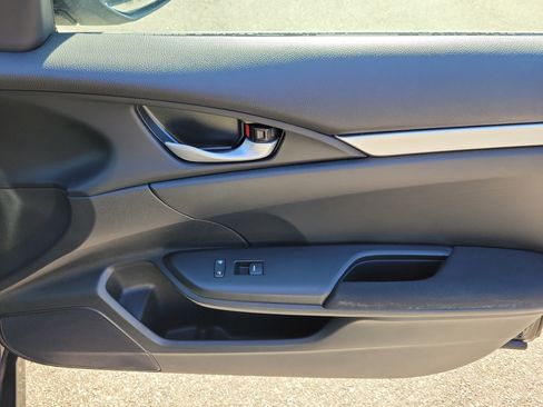 Used 2019 Honda Civic LX image 10