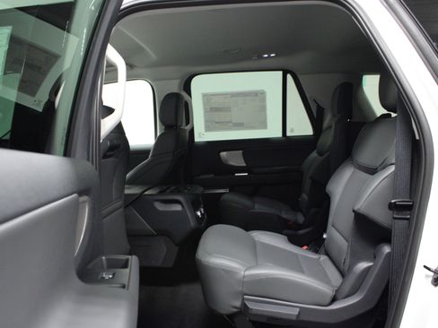 New 2026 Ford Expedition Max Active image 13