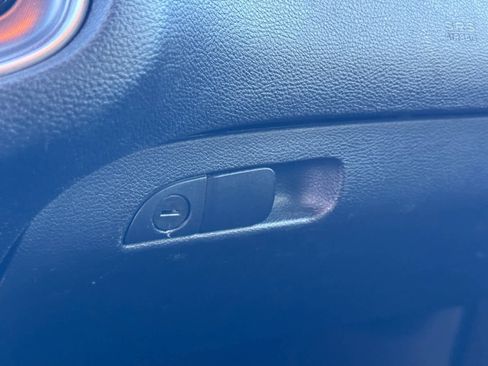 Used 2020 Dodge Challenger SXT image 23