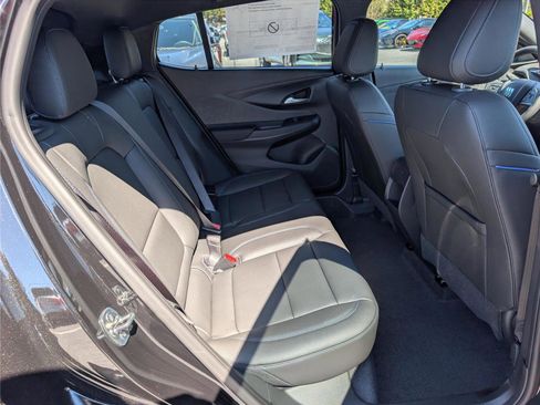 New 2026 Buick Envista Sport Touring w/ Convenience I Package FWD image 9