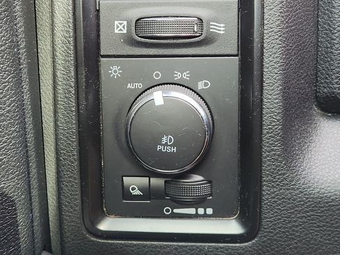 Used 2018 RAM 1500 Rebel w/ Luxury Group AWD/4WD image 24