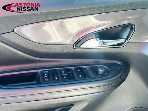 Used 2020 Buick Encore Preferred image 22