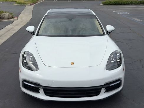 Used 2018 Porsche Panamera 4 AWD/4WD image 3