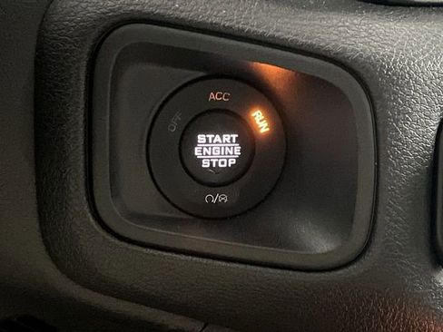 Used 2025 Jeep Wrangler Sport image 16