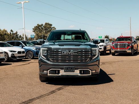 Used 2023 GMC Sierra 1500 Denali Ultimate AWD/4WD image 2