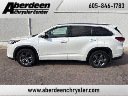 Used 2017 Toyota Highlander Limited