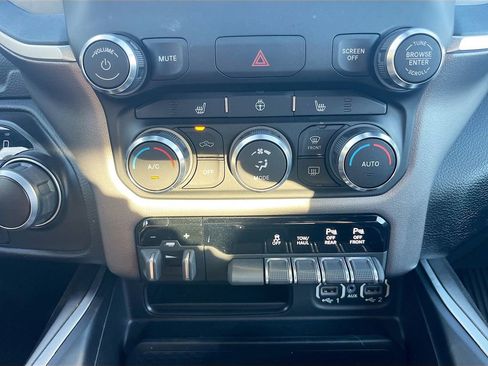 Used 2022 RAM 1500 Big Horn image 15