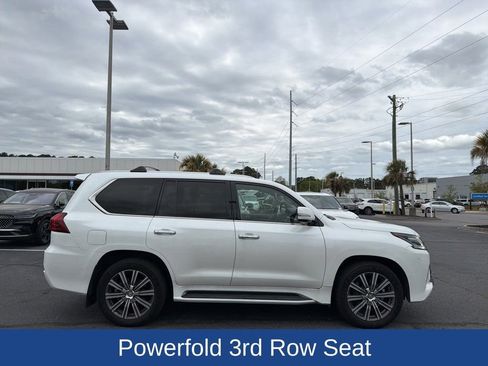 Used 2017 Lexus LX 570 4WD w/ Luxury Package image 2