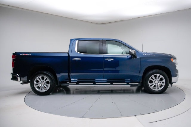 Used 2023 Chevrolet Silverado 1500 LTZ w/ LTZ Convenience Package II AWD/4WD image 8