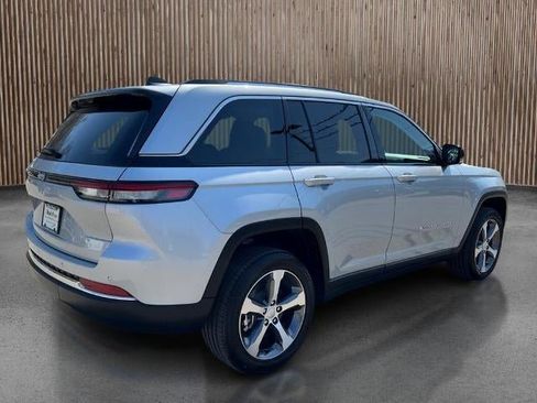 New 2024 Jeep Grand Cherokee Limited 4xe w/ Luxury Tech Group II image 5