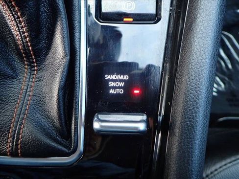 Used 2022 Jeep Compass Limited w/ Sun and Sound Group image 22