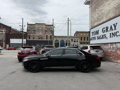 Used 2018 Lincoln Continental Select w/ Continental Climate Package AWD/4WD image 5
