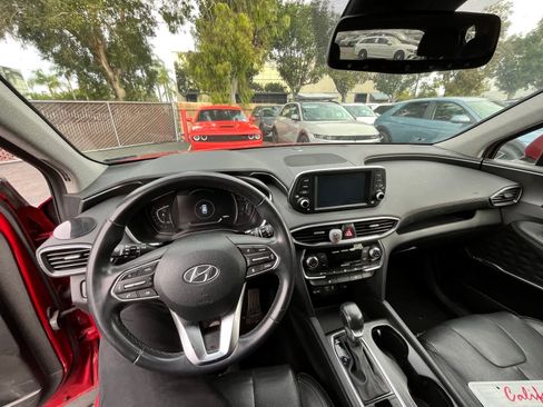Used 2019 Hyundai Santa Fe Limited image 7