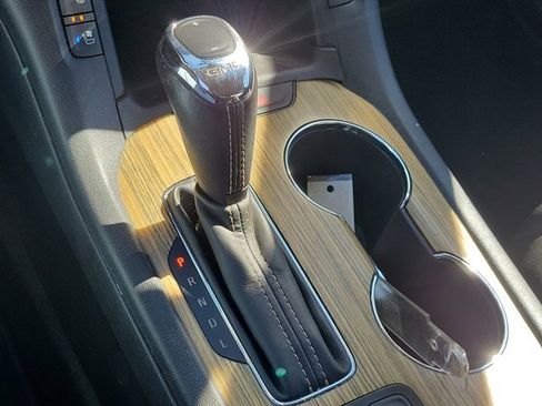 Used 2019 GMC Acadia Denali w/ Technology Package image 25