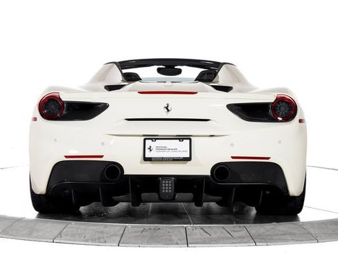 Certified 2018 Ferrari 488 Spider RWD image 8