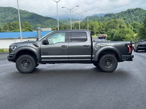 Used 2019 Ford F150 Raptor w/ Equipment Group 802A Luxury AWD/4WD image 4