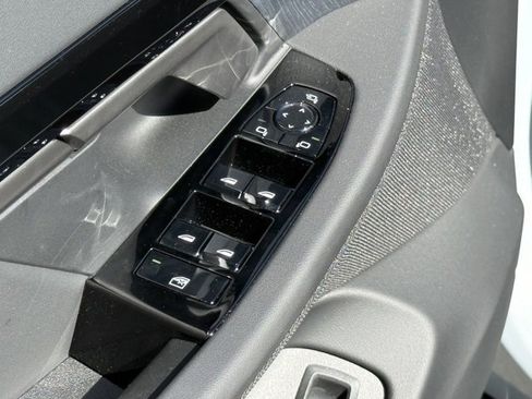 New 2026 BMW 530i w/ M Sport Package image 15