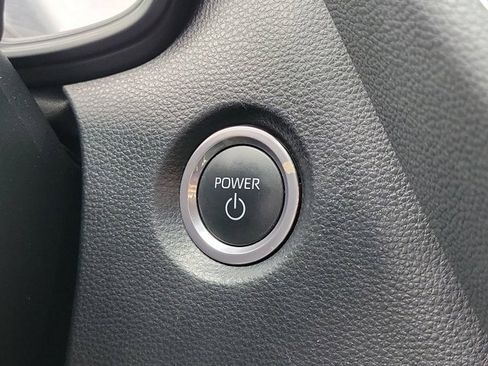 Used 2023 Toyota Corolla SE image 33