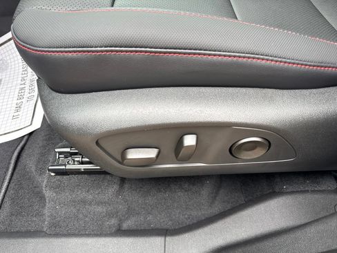 New 2026 Chevrolet Traverse Z71 w/ Enhanced Driving Package AWD/4WD image 26