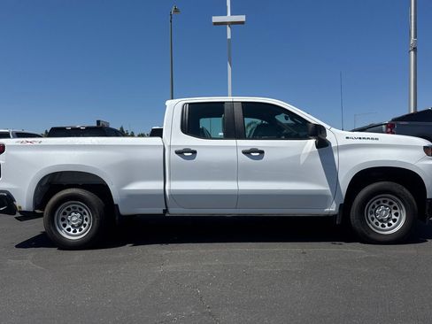 Used 2021 Chevrolet Silverado 1500 W/T w/ WT Fleet Convenience Package AWD/4WD image 4