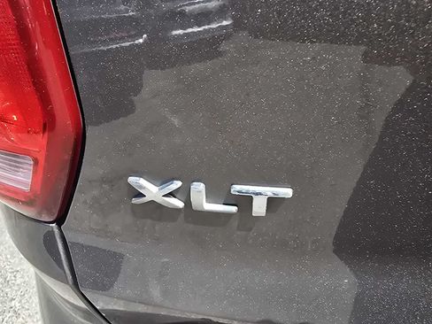 Used 2016 Ford Explorer XLT w/ Equipment Group 202A AWD/4WD image 20