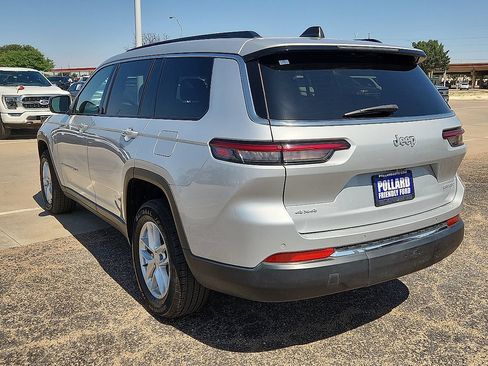 Used 2024 Jeep Grand Cherokee L Laredo AWD/4WD image 2