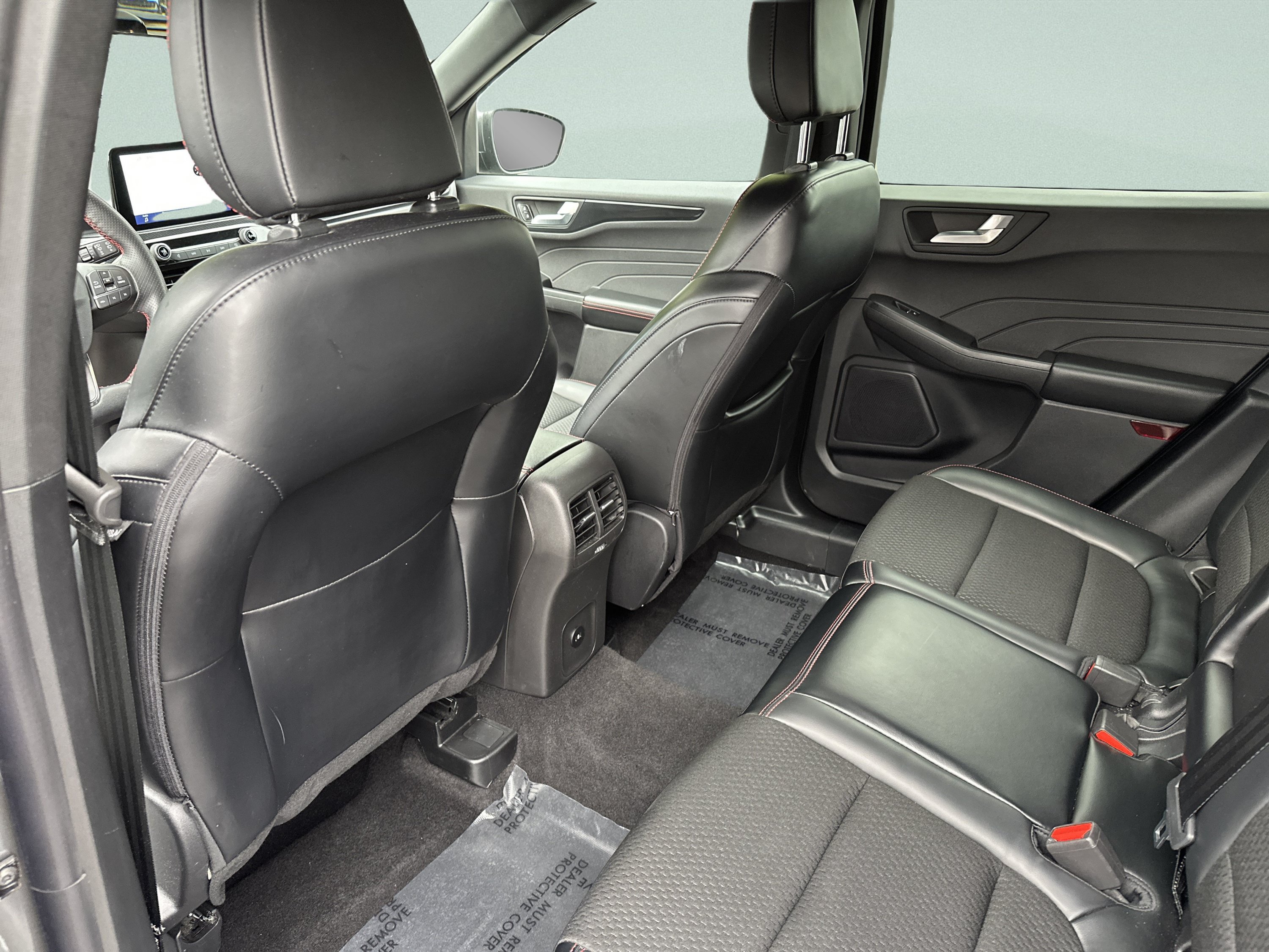 Used 2025 Ford Escape ST-Line Select AWD/4WD image 20