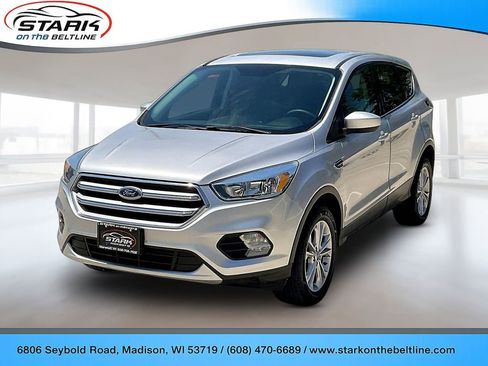 Used 2017 Ford Escape SE AWD/4WD image 3