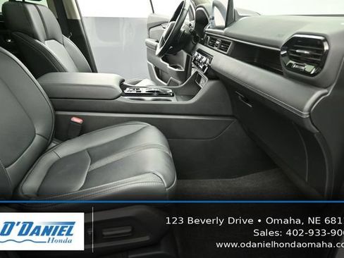 Used 2024 Honda Pilot Touring image 44