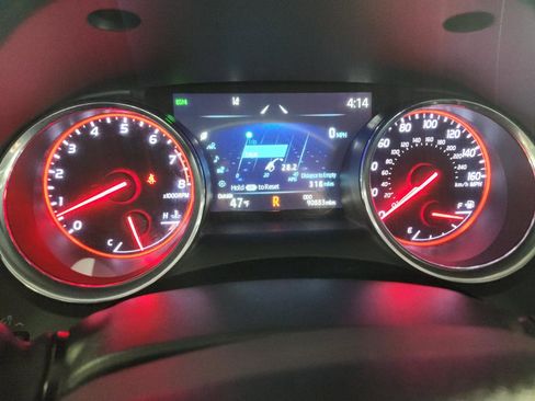 Used 2019 Toyota Camry XSE image 30