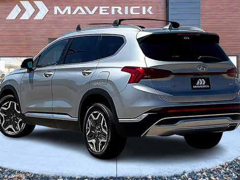 Used 2017 Hyundai Santa Fe Sport w/ Cargo Package AWD/4WD image 4