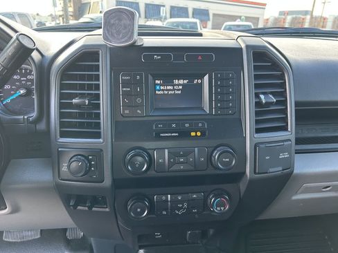 Used 2022 Ford F250 XL w/ Power Equipment Group image 16