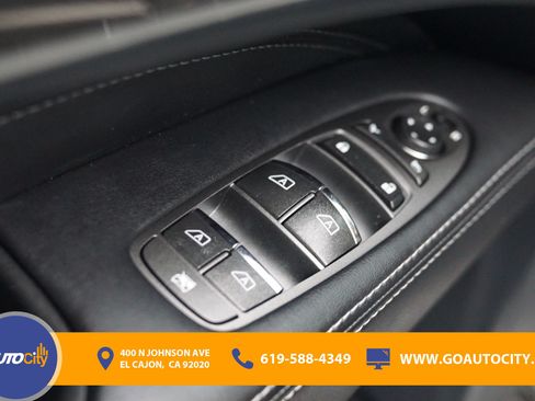 Used 2020 INFINITI QX60 Luxe w/ Essential Package FWD image 20