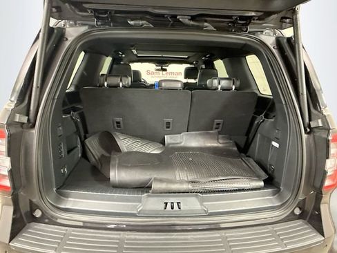 Used 2024 Ford Expedition Limited image 28