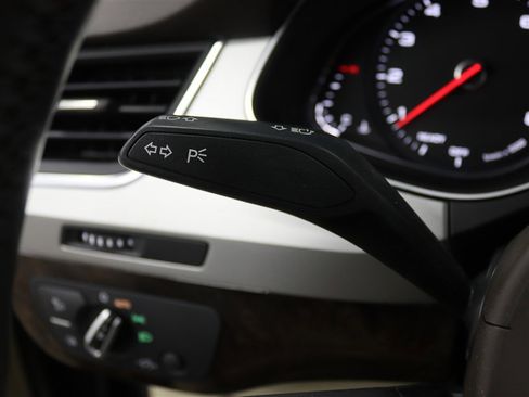 Used 2017 Audi Q7 2.0T Premium Plus image 36