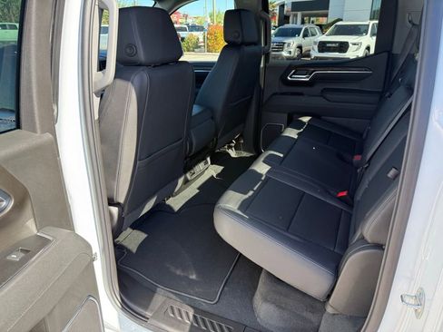New 2026 GMC Sierra 1500 SLT w/ X31 Off-Road Package AWD/4WD image 22