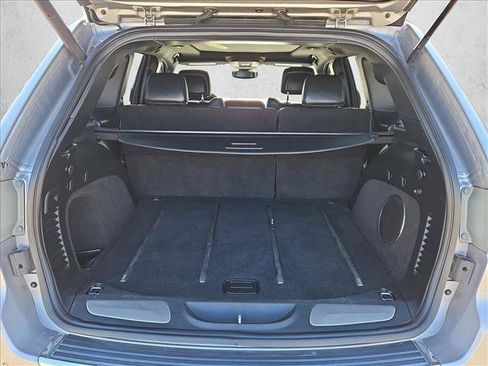 Used 2017 Jeep Grand Cherokee Limited w/ Luxury Group II image 6